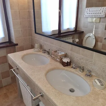 La Casa Di Dea Apartment *